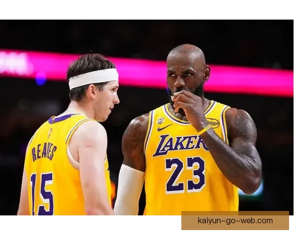 詹姆斯评价里夫斯打球风格独特节奏灵活非典型白人球员